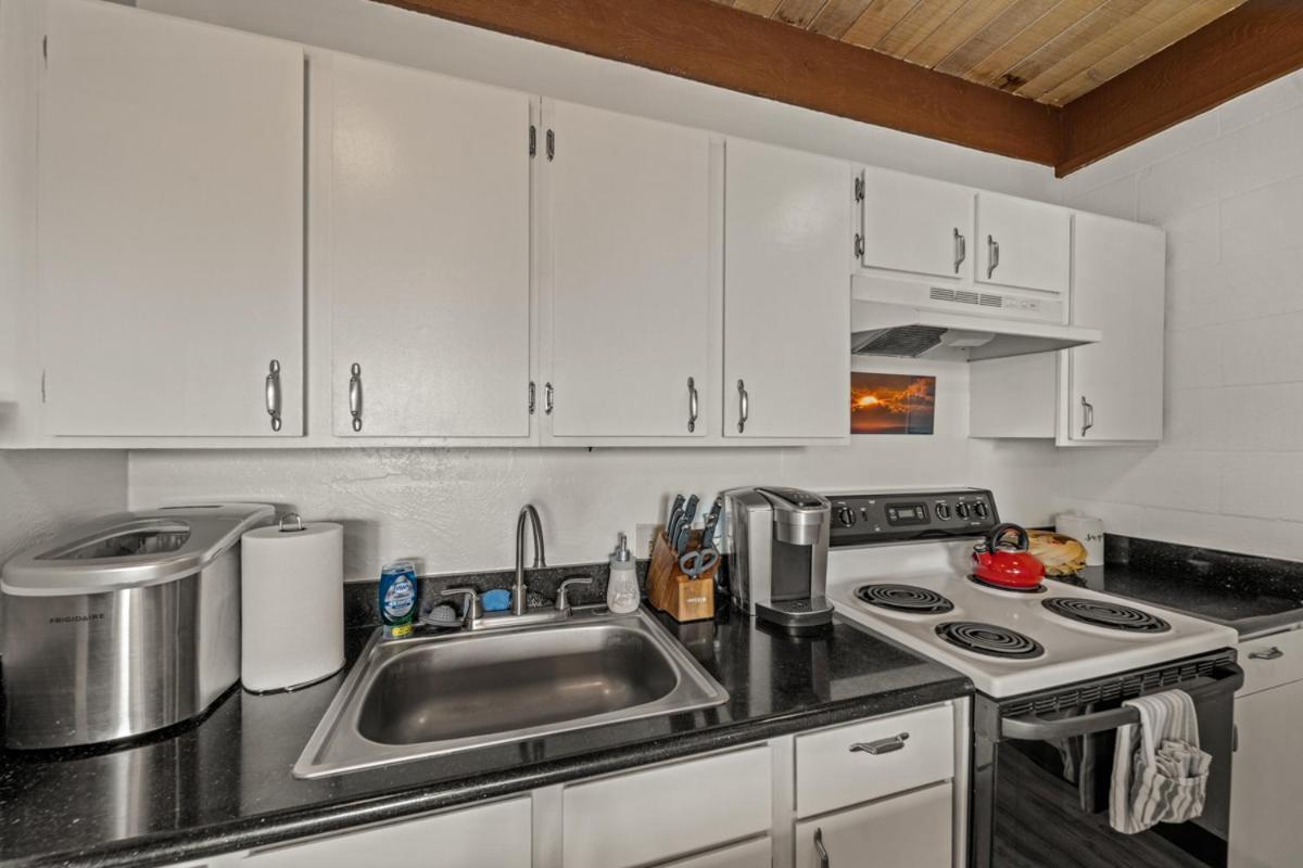 קאילואה-קונה Newly Upgraded 1Br Unit Near Beach Max Of 5 Guests מראה חיצוני תמונה