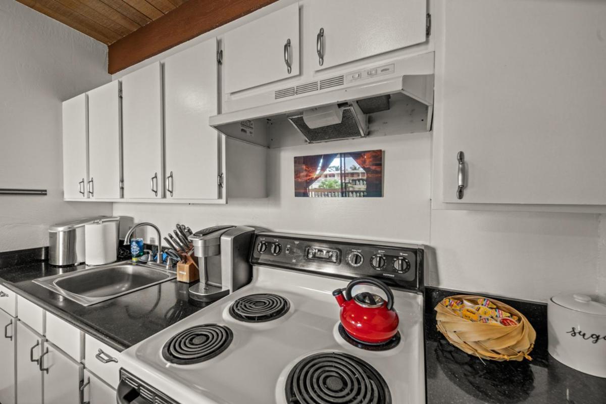 קאילואה-קונה Newly Upgraded 1Br Unit Near Beach Max Of 5 Guests מראה חיצוני תמונה